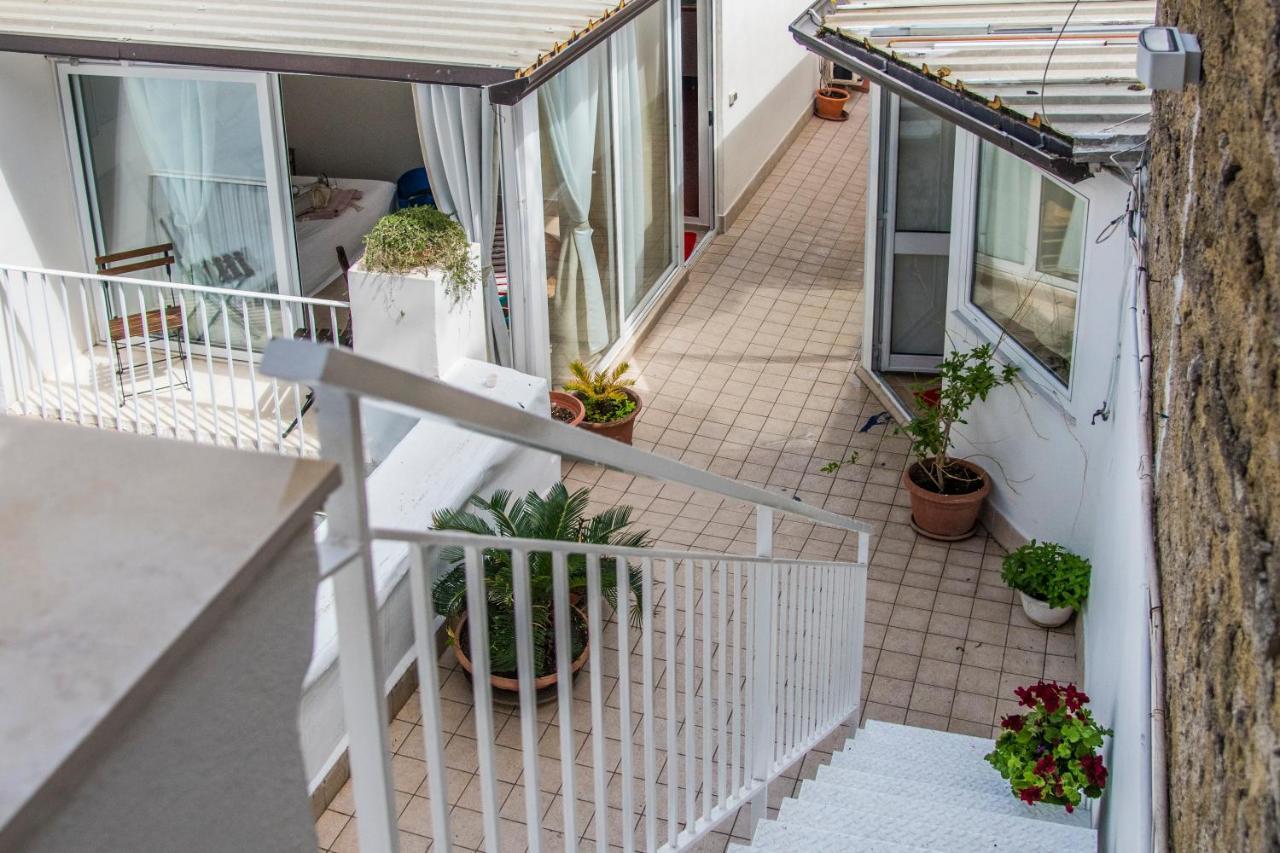 S- Naples Loft With Balcony In The Historic Center Apartamento Exterior foto